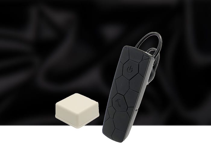 YINGMI i7 ear-hanging automatic sensor interpretation system.